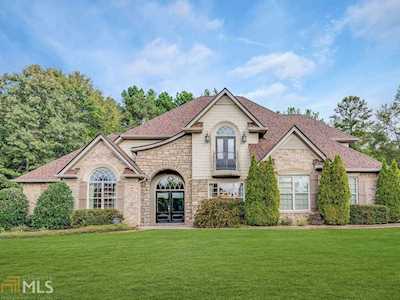 1407 Swiftwater Cir Mcdonough, GA 30252
