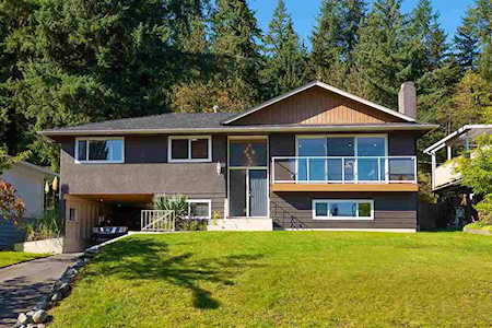 937 Garrow Drive Port Moody, BC V3H 1H8