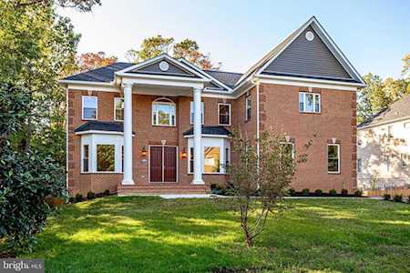 4112 Doveville Ln Fairfax, VA 22032