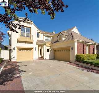 10876 Inspiration Circle Dublin, CA 94568
