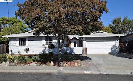 46 Baylor Ln Pleasant Hill, CA 94523