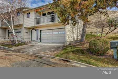 4790 N Bitterbrush Drive Boise, ID 83703