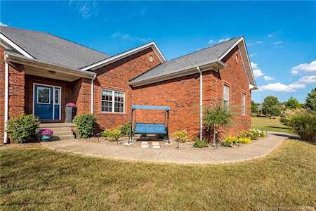 6036 Pebble Creek Dr Floyds Knobs, IN 47119