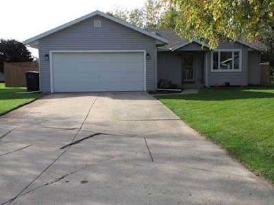 1572 La Salle Ct Janesville, WI 53546