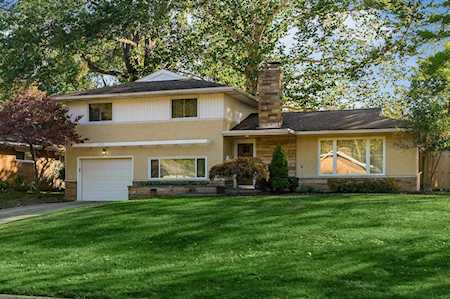 172 Serran Drive Gahanna, OH 43230