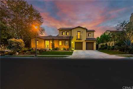 26 Via Alcamo San Clemente, CA 92673