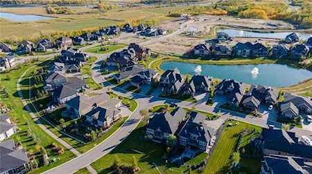 22 Whispering Springs Way Heritage Pointe, AB T0L 0W0