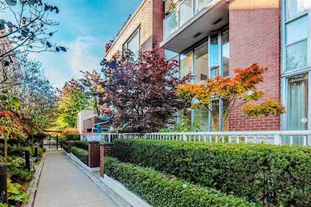 35 Keefer Place #253 Vancouver, BC V6B 1P8