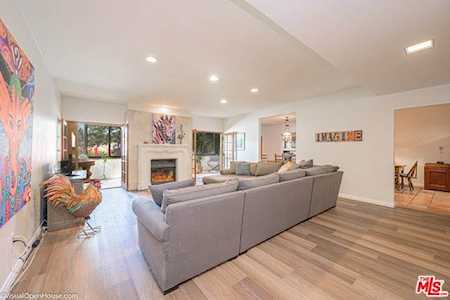 15245 La Maida Street #101 Sherman Oaks, CA 91403