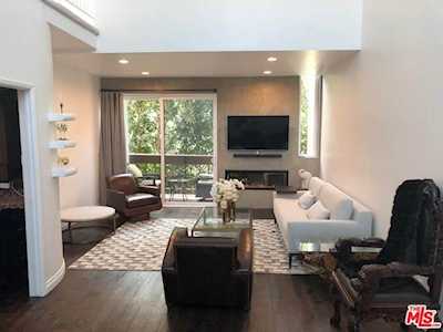 9000 Cynthia Street #402 West Hollywood, CA 90069