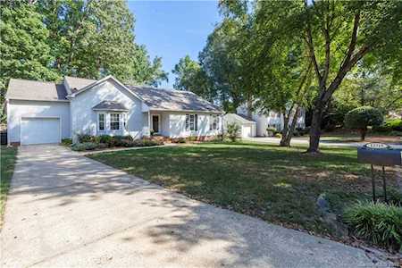 12715 Cedar Fall Dr Huntersville, NC 28078