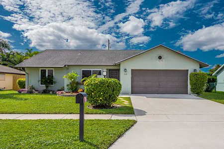 8408 Linden Way Lake Worth, FL 33467