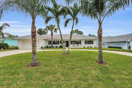 8936 SE Bahama Circle Hobe Sound, FL 33455
