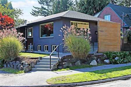 1203 NW 70th St Seattle, WA 98117