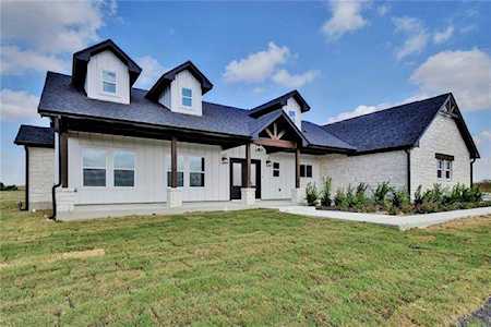 809 County Rd 329 Georgetown, TX 78626