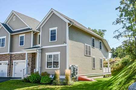 100 Baldwin Ave #24 Woburn, MA 01801
