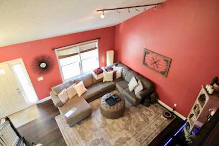 792 Shellbark Street Blacklick, OH 43004