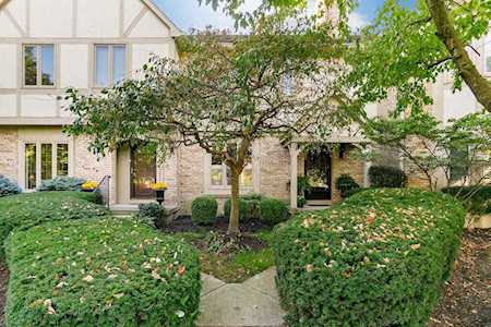 146 Corbins Mill Drive Dublin, OH 43017