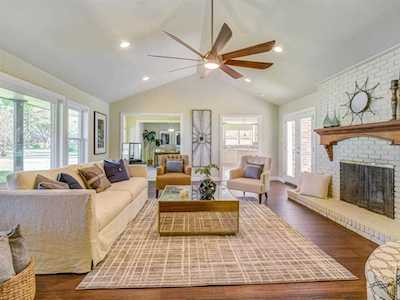 7230 Avenue L 1/2 Santa Fe, TX 77510