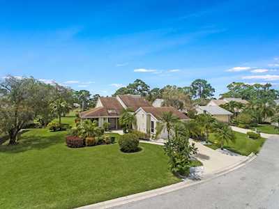 6690 S Pine Court Palm Beach Gardens, FL 33418