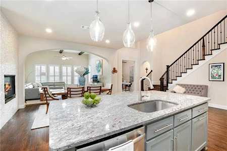 1052 Myers Park Trail Roanoke, TX 76262