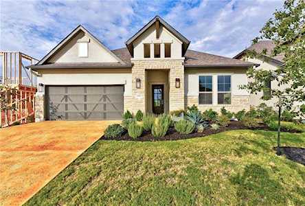 302 Gulfton St Lakeway, TX 78738