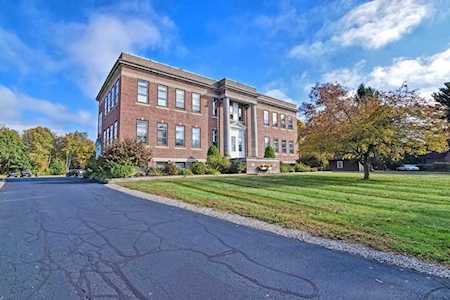 280 Village St #J1 Medway, MA 02053
