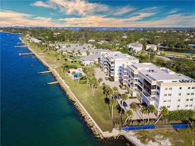4712 Ocean Boulevard Sarasota, FL 34242