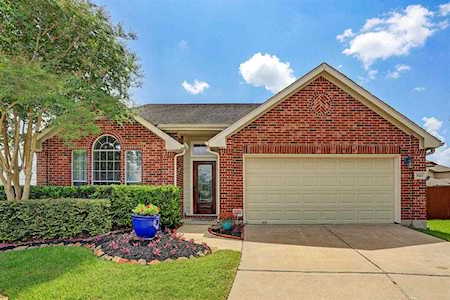 3323 Bright Landing Ln Pearland, TX 77584