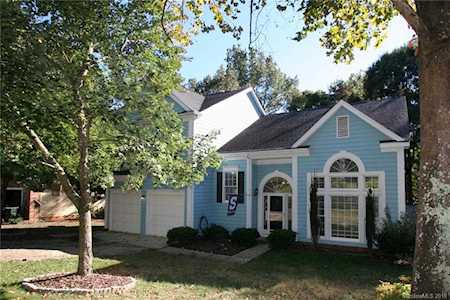 3239 Crescent Knoll Dr Matthews, NC 28105