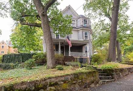 22 Reading Hill Ave Melrose, MA 02176