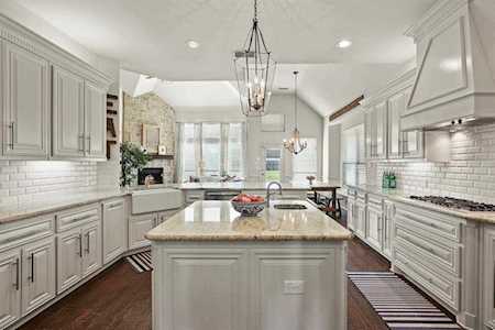 1049 Saint Francis Lane Flower Mound, TX 75028