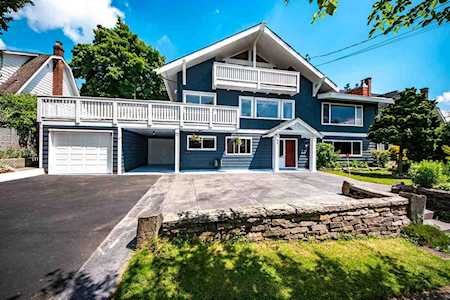 229 Fourth Street New Westminster, BC V3L 2T9
