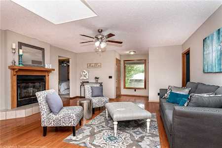 10 Adams LN Bella Vista, AR 72715
