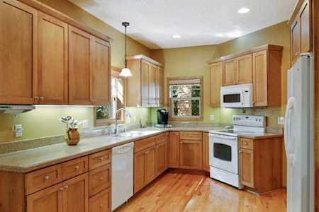 3160 Hidden Lake Point White Bear Lake, MN 55110
