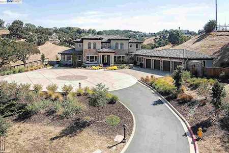 47 Silver Oaks Ct Pleasanton, CA 94566