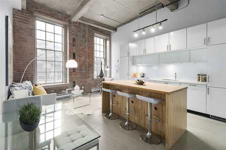 546 Beatty Street #106 Vancouver, BC V6B 2L3
