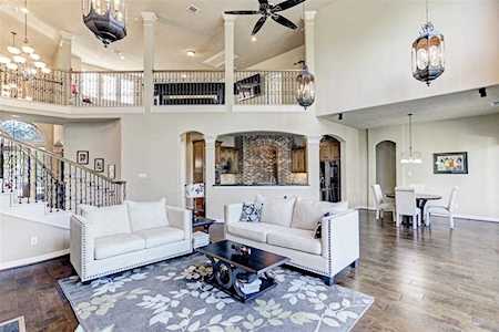 7603 Shannondale Drive Sugar Land, TX 77479