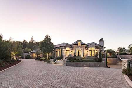 25621 Vinedo Lane Los Altos Hills, CA 94022