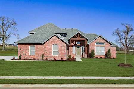 702 Oriole DR Springdale, AR 72762
