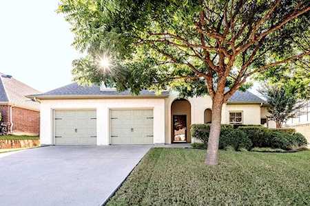 8908 Armstrong Court Benbrook, TX 76126