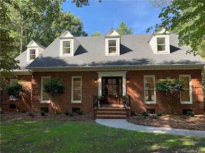 9516 Penshurst Trace Charlotte, NC 28210