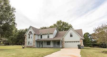 5061 Eagles Nest Ln Bartlett, TN 38002