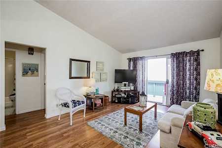 18262 Parkview Lane #202 Huntington Beach, CA 92648