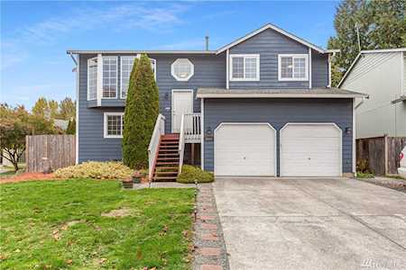 8516 5th Place SE Lake Stevens, WA 98258