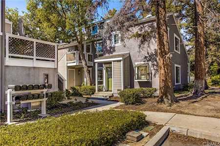 700 E Lake Drive #11 Orange, CA 92866