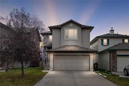 13 Tuscany Springs Circle NW Calgary, AB T3L 2K8