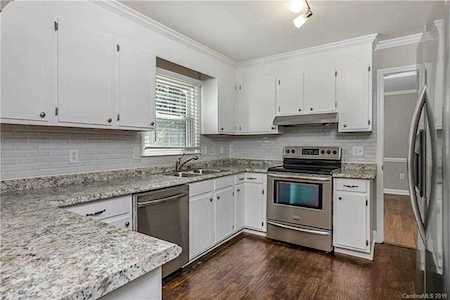 7300 Chatterbird Ct Charlotte, NC 28226