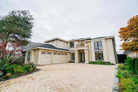 3760 Pacemore Avenue Richmond, BC V7C 1P2