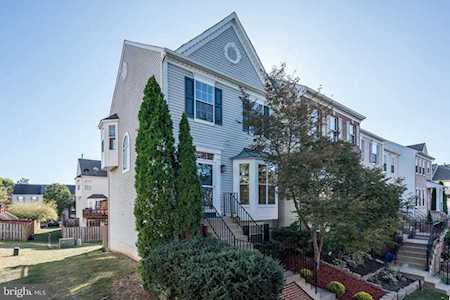 13121 Englishwood Ln Fairfax, VA 22033